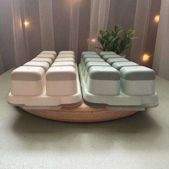 LAST CHANCE - IKEA SPJUTROCKA Ice Cube Tray with Lid - 2 Pack - Mixed Colours - Picture 8 of 13